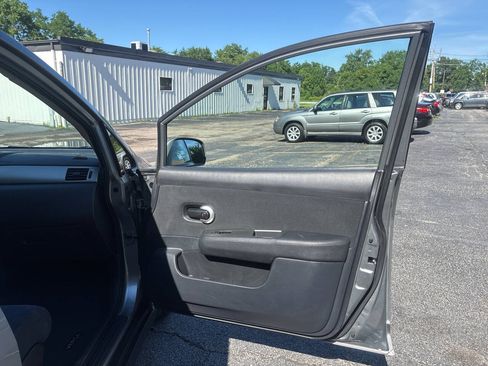 Used 2009 Nissan Versa 1.8 S w/ PWR Pkg FWD image 21