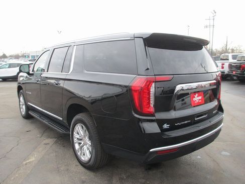 Certified 2021 GMC Yukon XL SLT w/ SLT Premium Package image 7