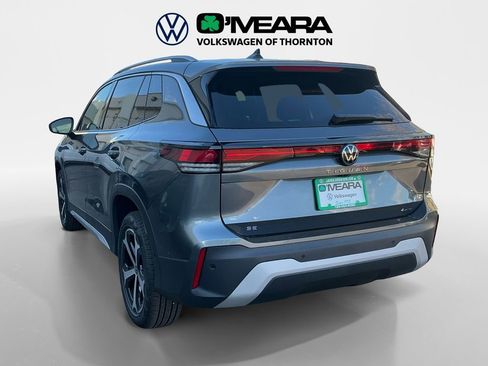 New 2025 Volkswagen Tiguan SE image 3