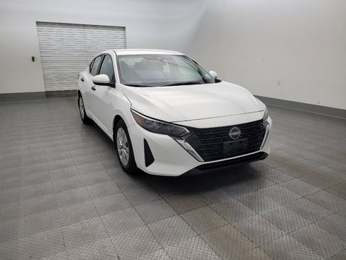 Used 2024 Nissan Sentra S FWD image 13