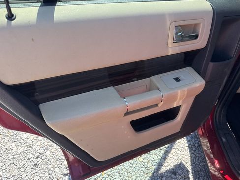 Used 2014 Ford Flex SEL w/ Equipment Group 202A FWD image 12