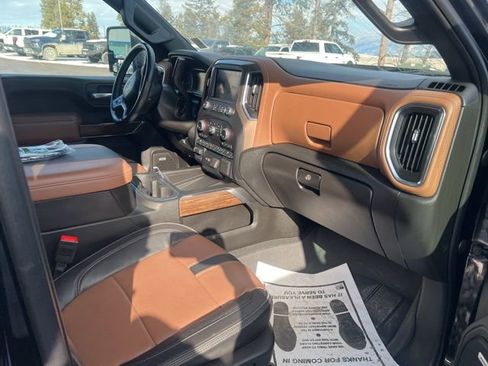 Used 2023 Chevrolet Silverado 3500 High Country image 27