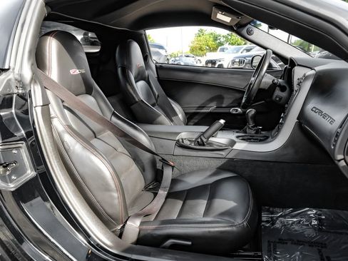 Used 2007 Chevrolet Corvette Z06 w/ Preferred Equipment Group image 35
