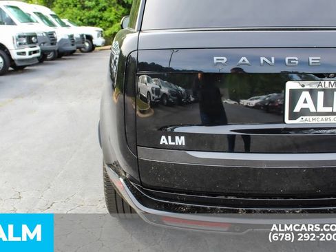 Used 2024 Land Rover Range Rover Long Wheelbase SE AWD/4WD image 12