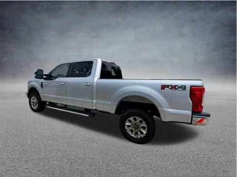 Used 2017 Ford F250 Lariat w/ Chrome Package AWD/4WD image 6