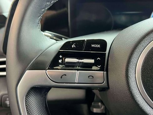 Used 2023 Hyundai Elantra SEL w/ Convenience Package image 17