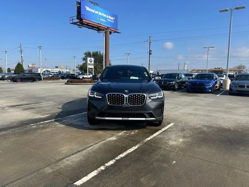 Certified 2024 BMW X4 xDrive30i image 2
