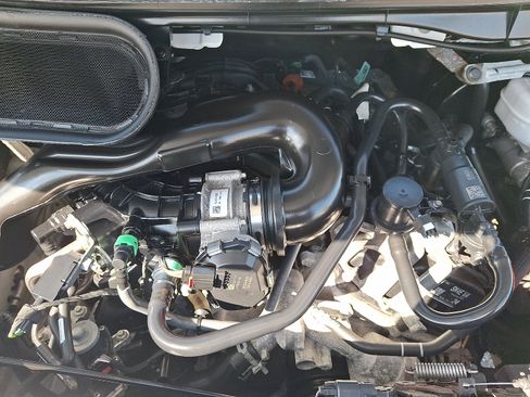 Used 2025 Ford Transit 250 Low Roof w/ Exterior Upgrade Package RWD image 26