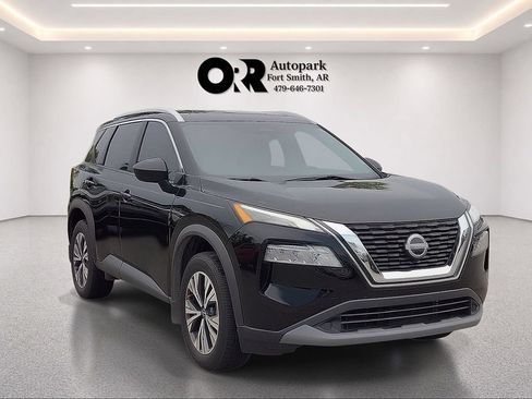 Used 2023 Nissan Rogue SV w/ SV Premium B Package FWD image 1