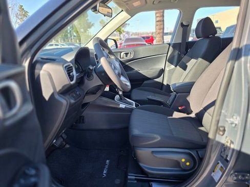 New 2026 Hyundai Venue SE image 12