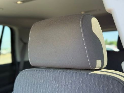 Used 2019 Chevrolet Tahoe LS AWD/4WD image 14
