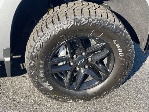 New 2026 Chevrolet Silverado 1500 Custom Trail Boss AWD/4WD image 25
