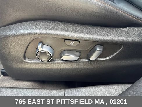 Used 2022 Cadillac XT4 Sport AWD/4WD image 14