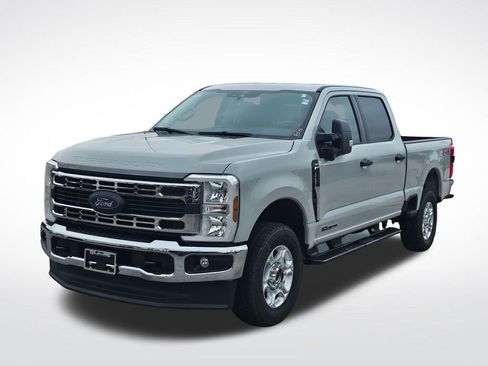 New 2026 Ford F250 XLT w/ 360-Degree Camera Package AWD/4WD image 2