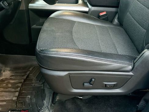 Used 2018 RAM 2500 Big Horn w/ Sport Appearance Group image 19