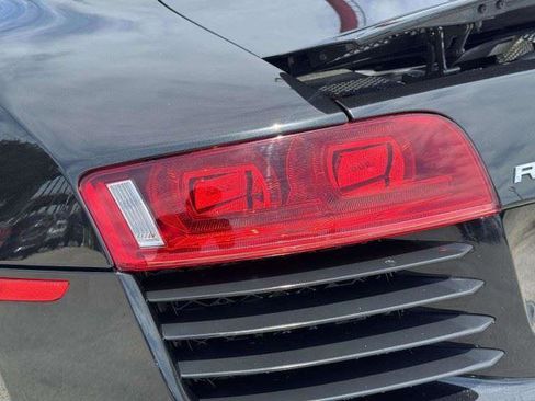 Used 2011 Audi R8 V8 AWD/4WD image 14