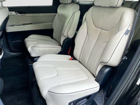 Used 2024 Hyundai Palisade Calligraphy FWD image 26