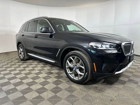 Used 2023 BMW X3 xDrive30e image 2