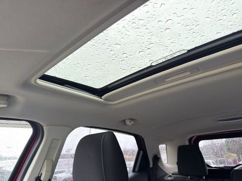 Used 2018 Ford EcoSport SE w/ SE Convenience Package image 25