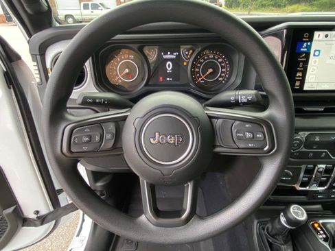 New 2025 Jeep Gladiator Sport image 20