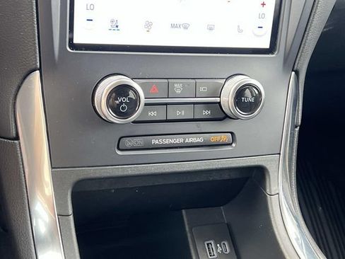 Certified 2024 Ford Edge Titanium w/ Equipment Group 301A AWD/4WD image 26