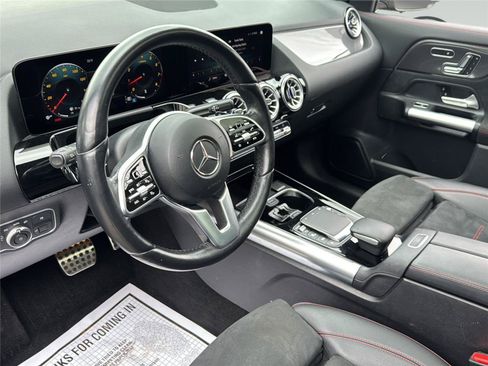 Used 2023 Mercedes-Benz GLA 250 4MATIC image 12
