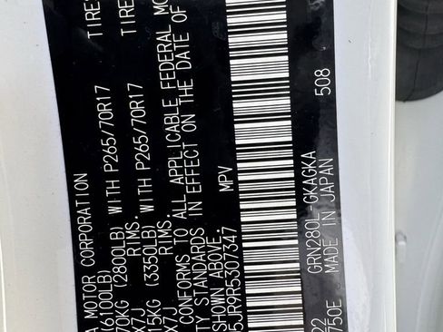 Used 2024 Toyota 4Runner SR5 Premium w/ Moonroof Package image 33