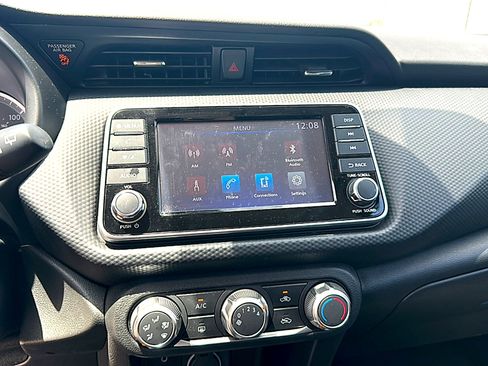 Certified 2025 Nissan Kicks Play S FWD image 10