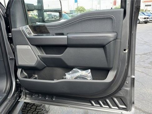 New 2025 Ford F250 Lariat w/ Lariat Ultimate Package image 18