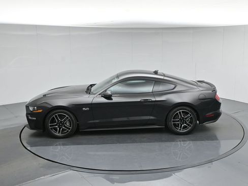 Used 2022 Ford Mustang GT w/ Equipment Group 301A image 40