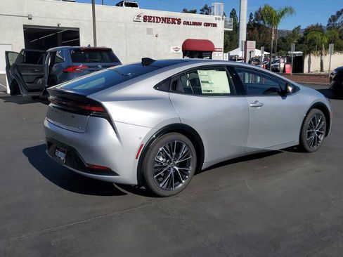 New 2026 Toyota Prius Limited image 3