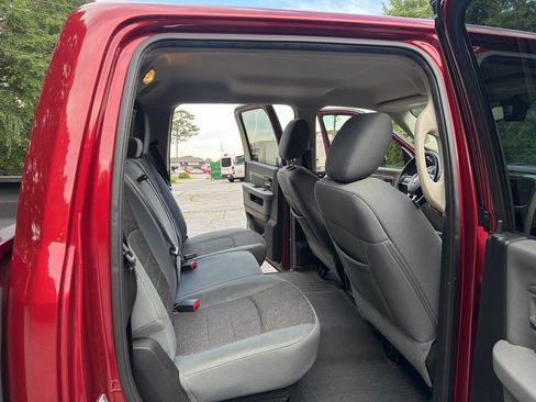 Used 2014 RAM 1500 Big Horn RWD image 23