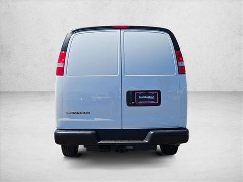 New 2026 Chevrolet Express 3500 Extended w/ Driver Convenience Package RWD image 7