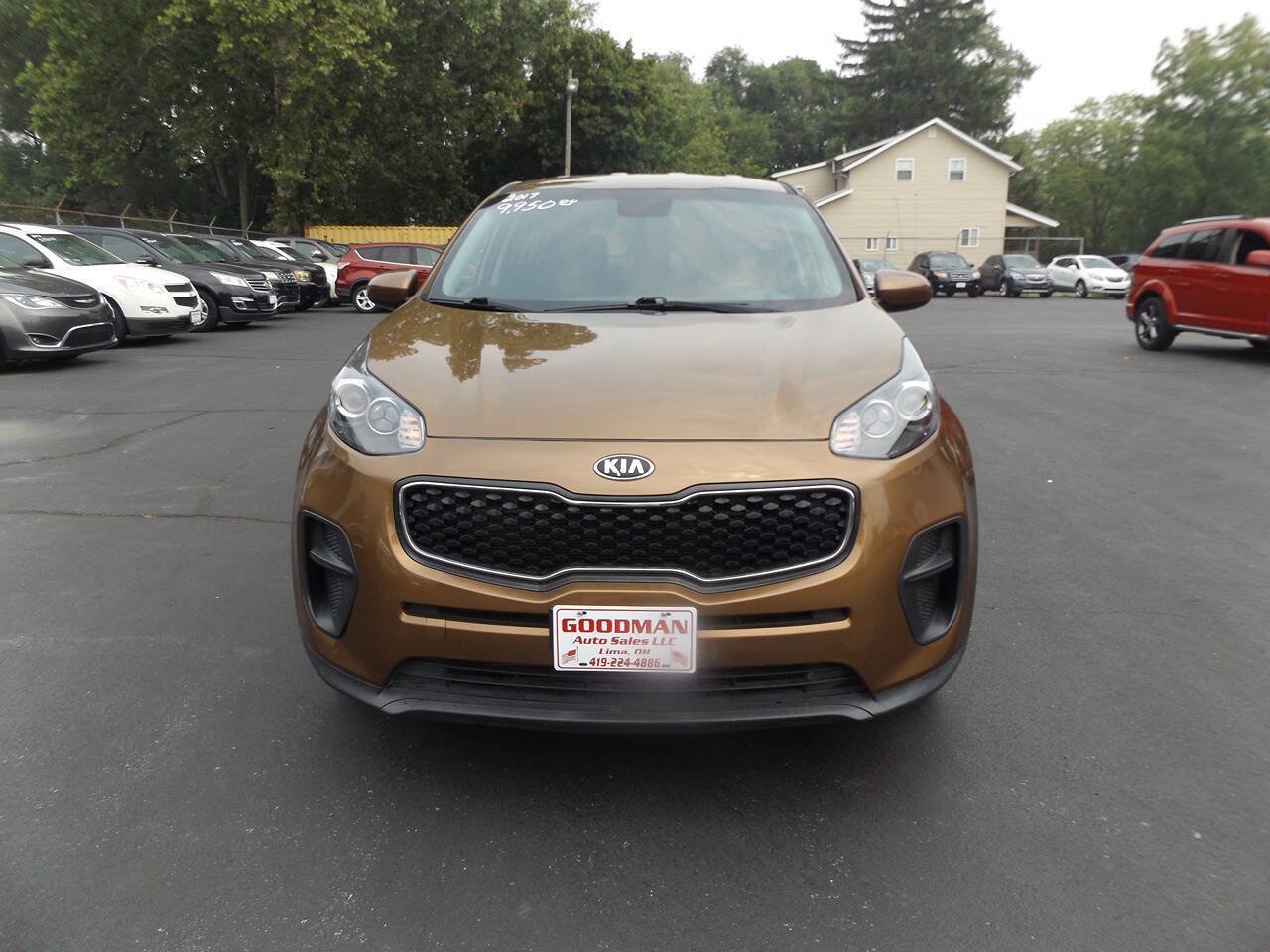 Used 2017 Kia Sportage LX FWD image 2