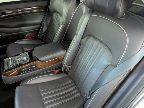 Used 2019 Genesis G90 5.0 Ultimate image 17