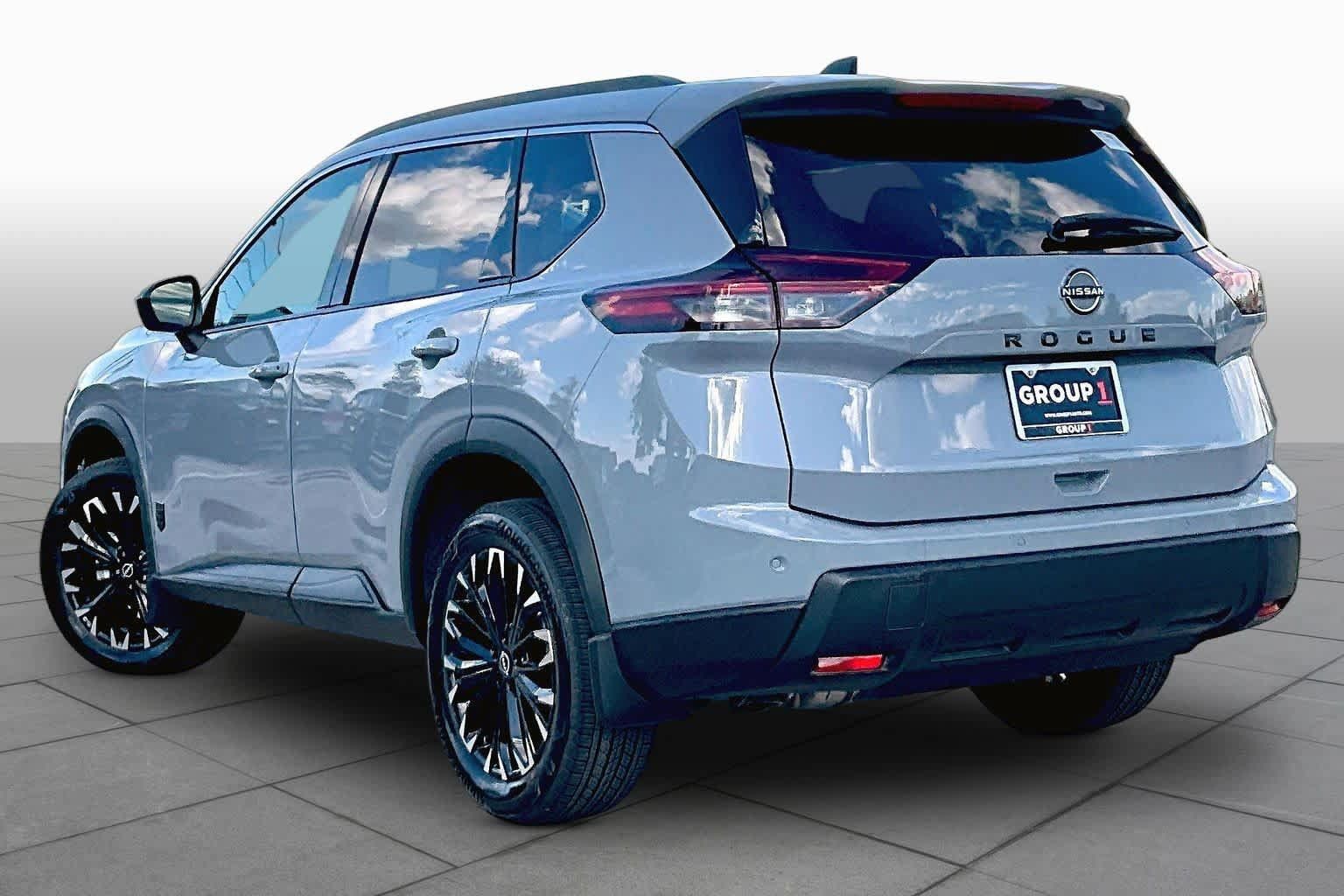 New 2027 Nissan Rogue SV FWD image 12