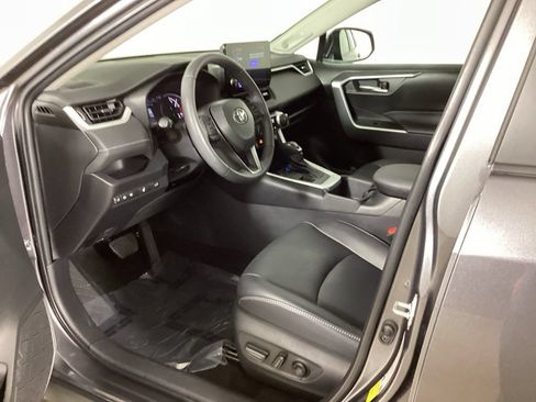 Used 2024 Toyota RAV4 XLE Premium w/ Weather Package AWD/4WD image 32
