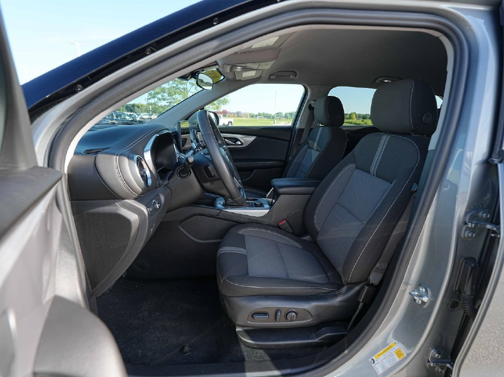 Used 2025 Chevrolet Blazer LT AWD/4WD image 18