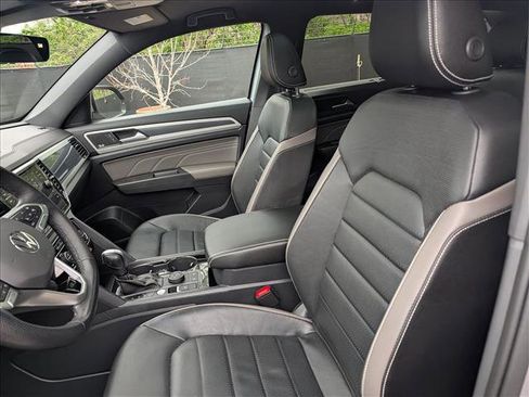 Used 2023 Volkswagen Atlas Cross Sport SEL Premium R-Line image 31
