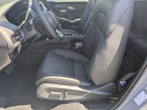 New 2026 Honda HR-V EX-L image 4