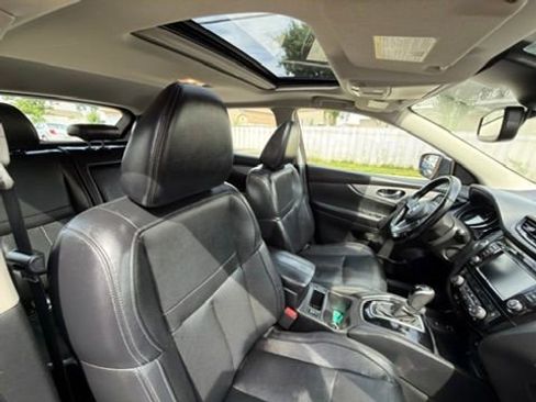 Used 2020 Nissan Rogue Sport SL w/ Premium Package AWD/4WD image 30