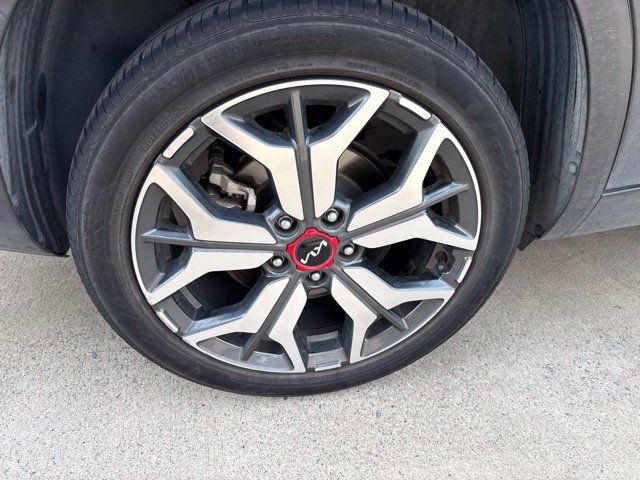 Certified 2022 Kia Seltos SX AWD/4WD image 20