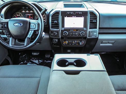 Used 2018 Ford F150 XLT w/ Equipment Group 302A Luxury AWD/4WD image 16