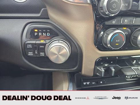 Used 2019 RAM 1500 Laramie AWD/4WD image 26
