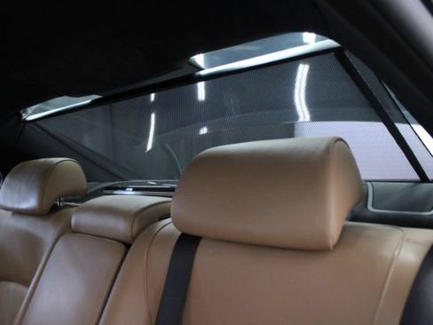 Used 2015 BMW 750Li xDrive AWD/4WD image 29