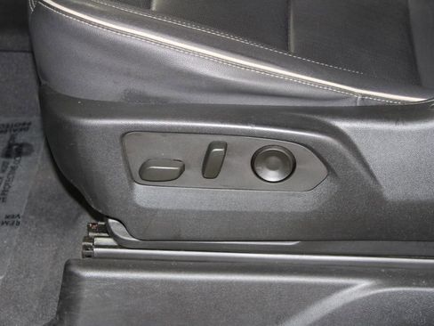 Used 2023 Chevrolet Tahoe Premier image 22