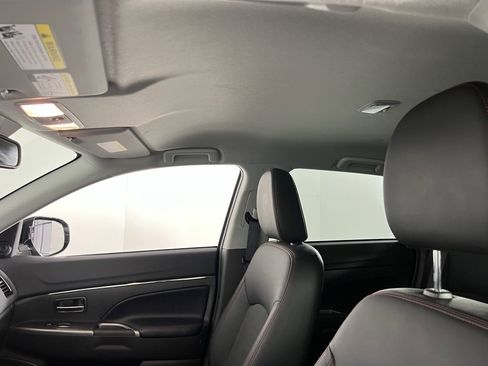 Used 2025 Mitsubishi Outlander Sport SE image 23