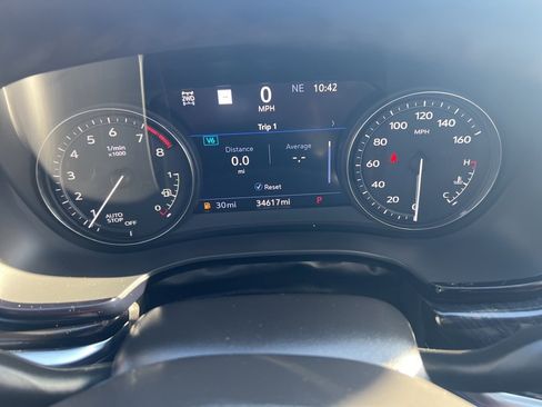 Used 2023 Cadillac XT6 Premium Luxury w/ Technology Package image 17