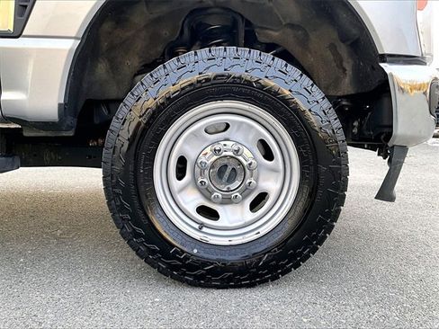 Used 2023 Ford F250 XL w/ FX4 Off-Road Package image 9