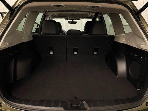 Used 2022 Subaru Forester Touring AWD/4WD image 10
